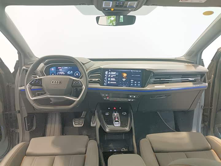 Фото 7 - Audi Q4 e-tron