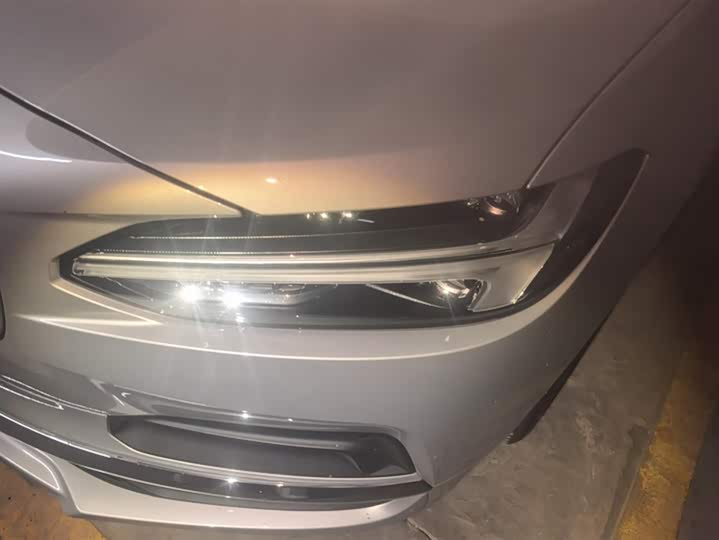 Фото 5 - Volvo S90