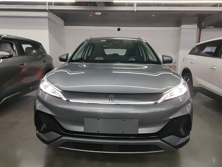 Фото 3 - BYD Yuan Plus