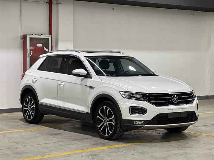 Фото 3 - Volkswagen T-Roc