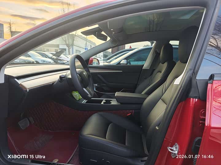 Фото 5 - Tesla Model 3