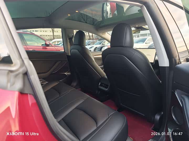 Фото 6 - Tesla Model 3