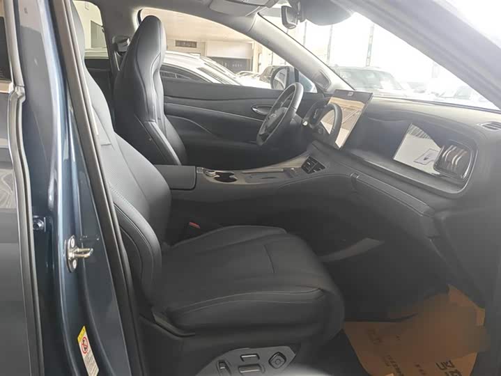 Фото 8 - BYD Sea Lion 07 DM-i Hybrid