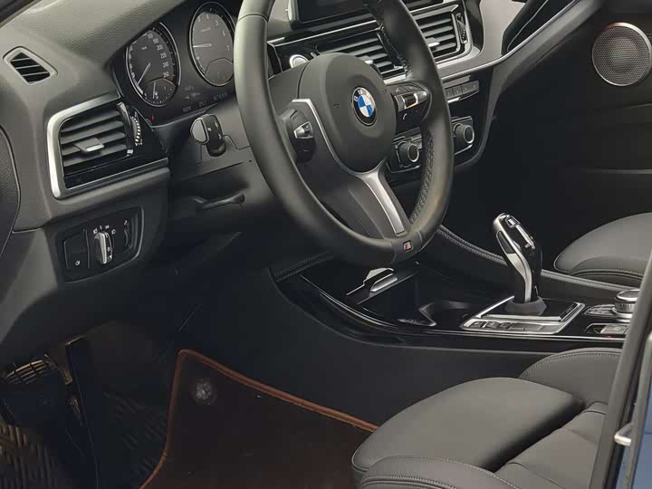 Фото 5 - BMW 1 Series