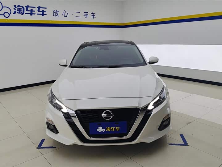 Фото 2 - Nissan Teana