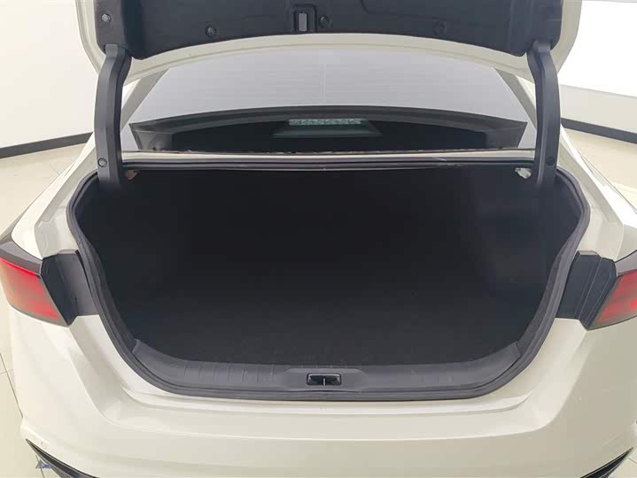 Фото 4 - Nissan Teana