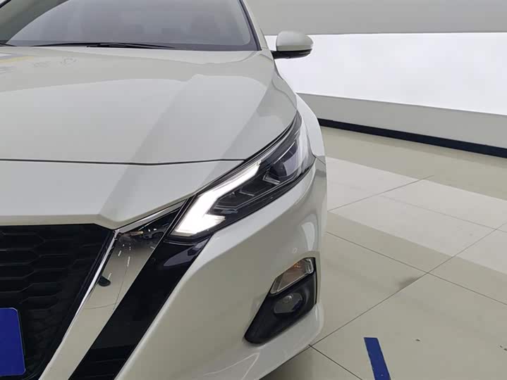 Фото 5 - Nissan Teana