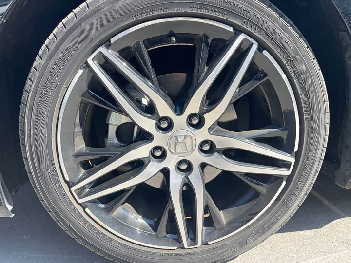 Фото 6 - Honda Accord