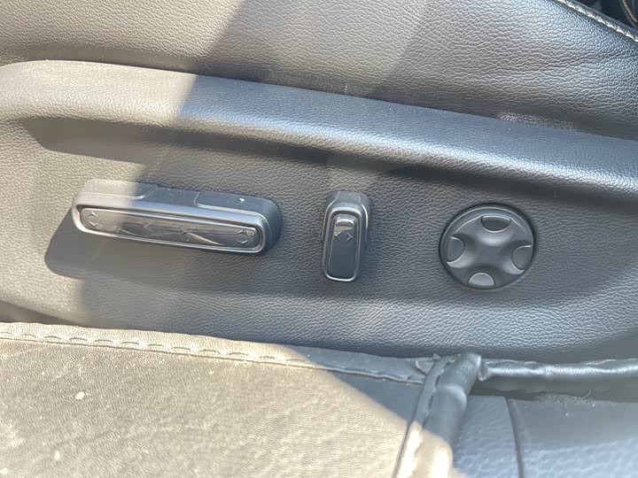 Фото 9 - Honda Accord