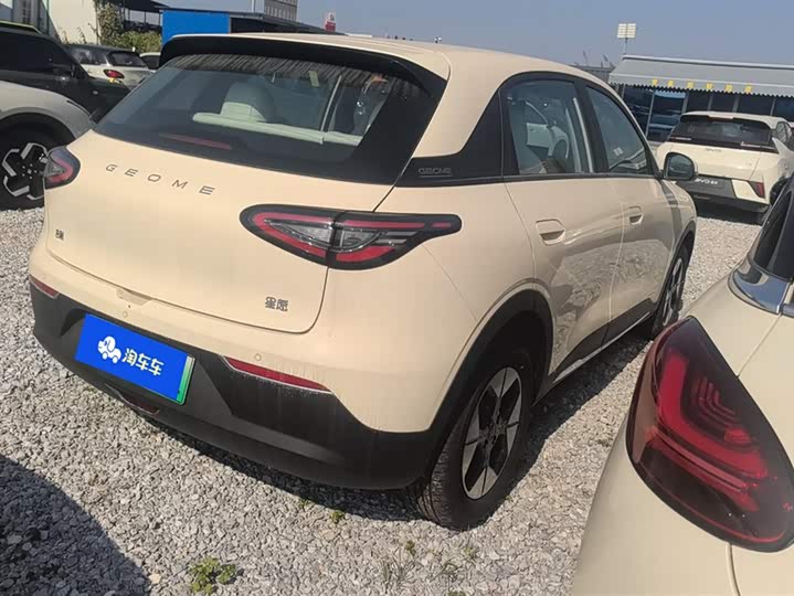 Фото 3 - Geely Galaxy Geome