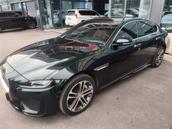 Фото 5 - Jaguar XE L