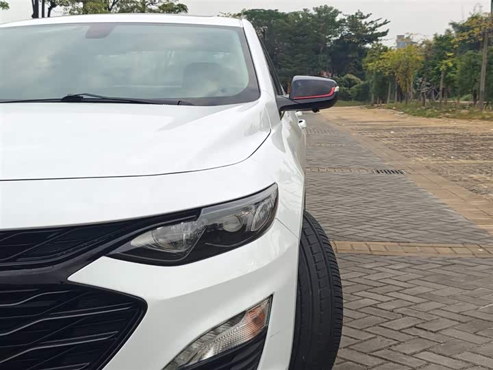 Фото 9 - Chevrolet Malibu XL