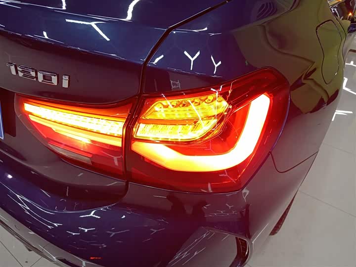 Фото 8 - BMW 1 Series