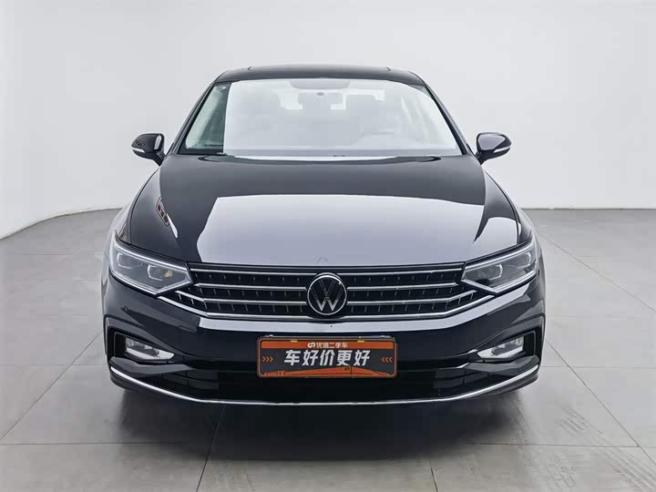 Фото 3 - Volkswagen Magotan