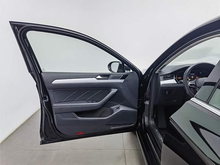 Фото 8 - Volkswagen Magotan