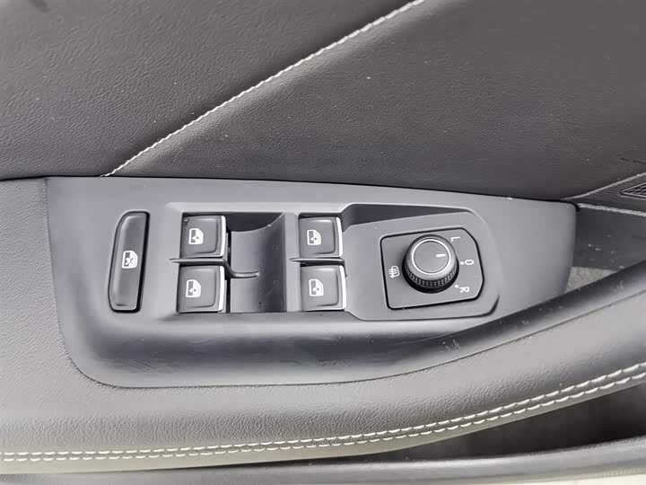 Фото 9 - Volkswagen Magotan