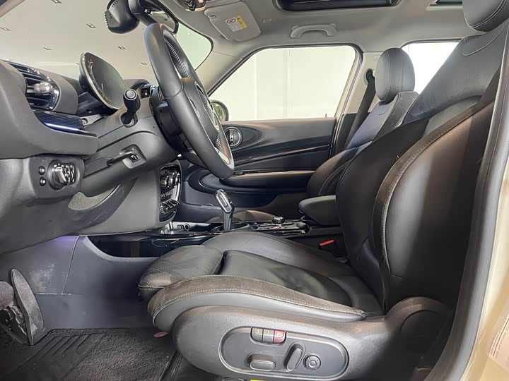 Фото 5 - Mini Clubman