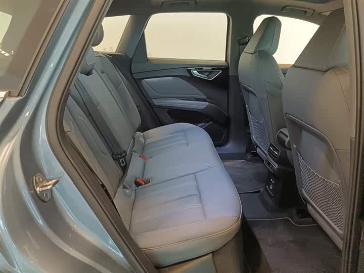 Фото 9 - Audi Q4 e-tron