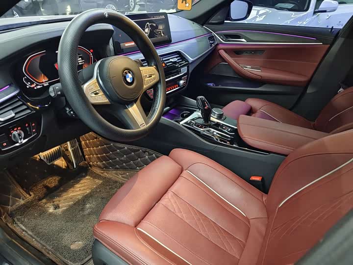 Фото 4 - BMW 5 Series