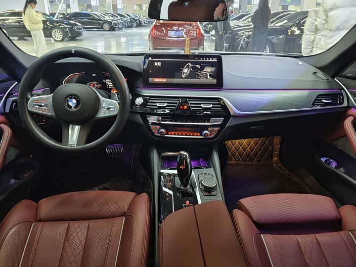 Фото 8 - BMW 5 Series