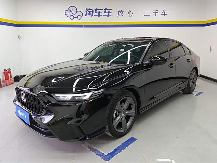 Фото 1 - Honda Inspire