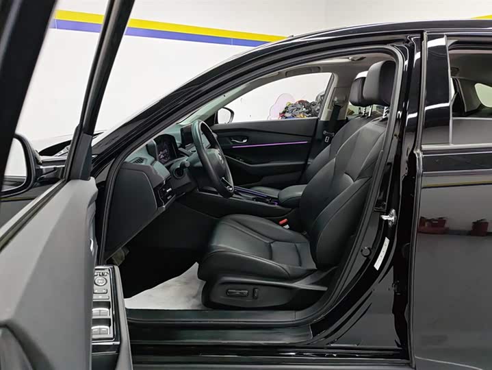 Фото 9 - Honda Inspire