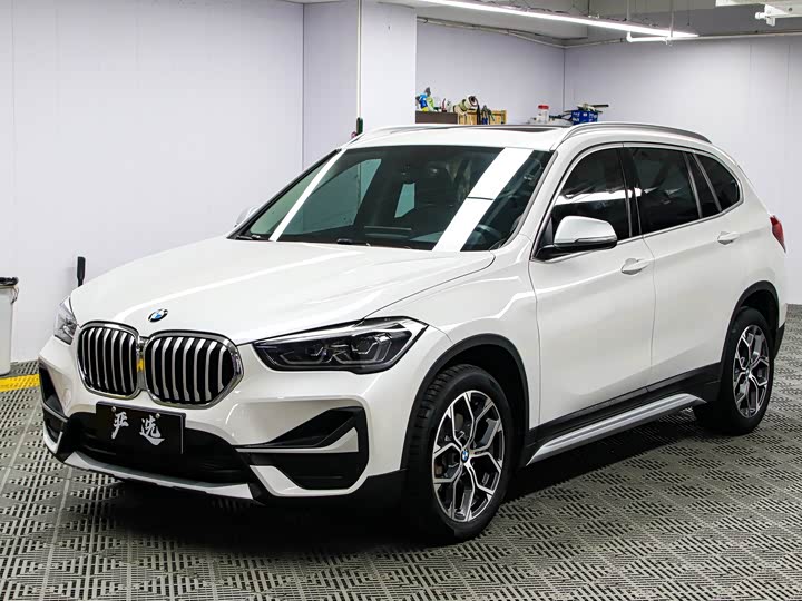 Фото 1 - BMW X1