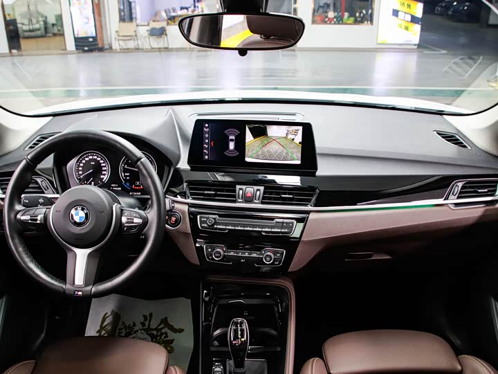 Фото 4 - BMW X1