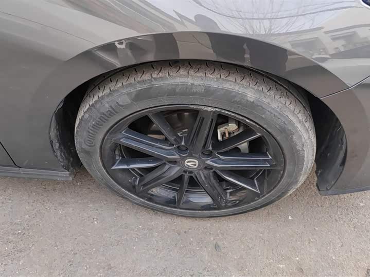 Фото 6 - Changan UNI-V