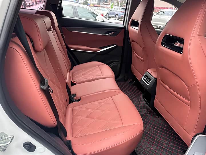 Фото 9 - Changan CS75 Plus