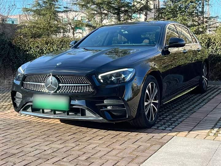 Фото 2 - Mercedes-Benz E-Class Hybrid