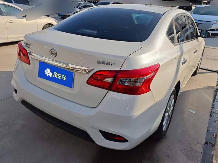 Фото 3 - Nissan Sylphy