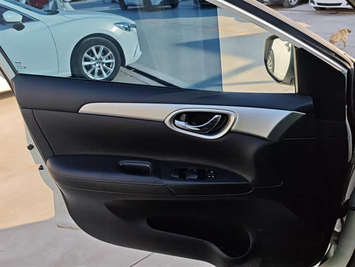 Фото 7 - Nissan Sylphy