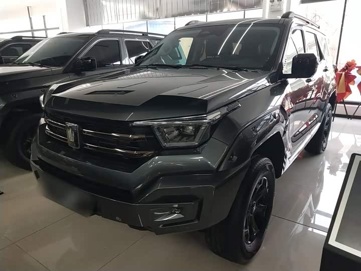 Фото 2 - Tank 400 Hybrid