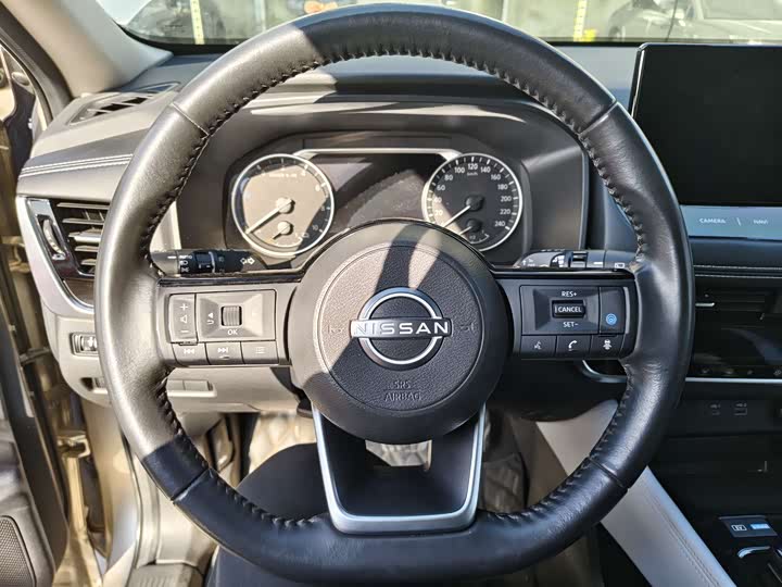 Фото 9 - Nissan X-Trail