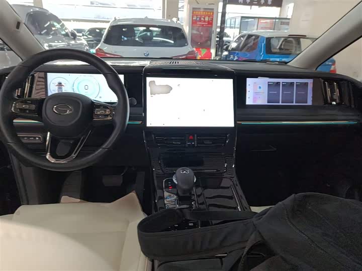 Фото 9 - GAC Trumpchi E9