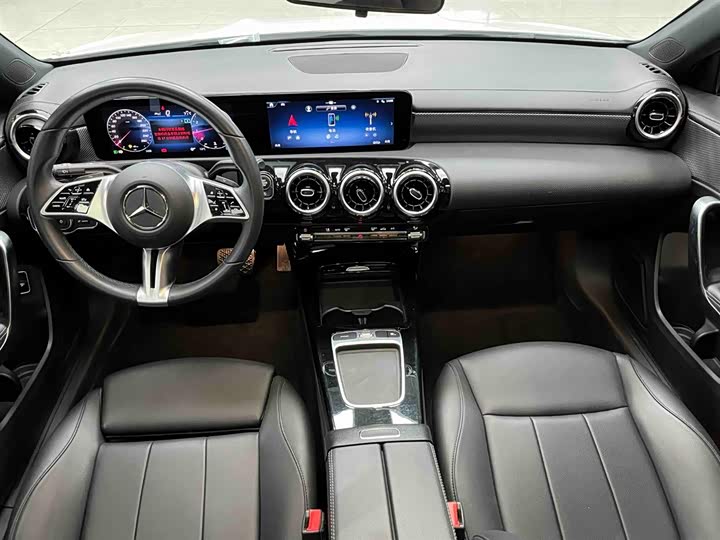 Фото 2 - Mercedes-Benz A-Class