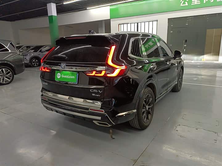 Фото 7 - Honda CR-V