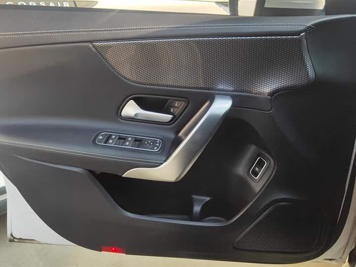 Фото 7 - Mercedes-Benz A-Class