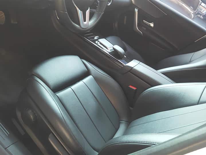 Фото 9 - Mercedes-Benz A-Class