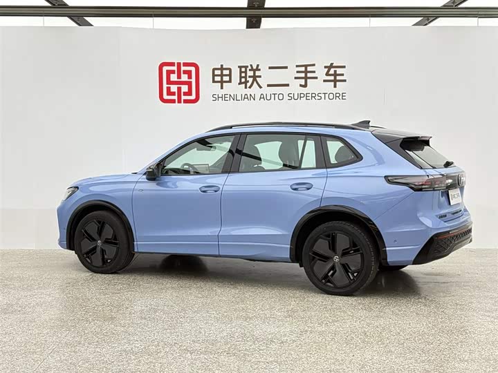 Фото 4 - Volkswagen Tiguan L Pro