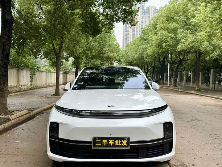 Фото 2 - LiXiang L7