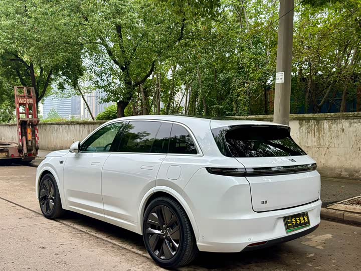 Фото 9 - LiXiang L7