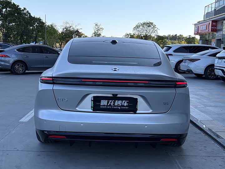 Фото 8 - Nio ET5