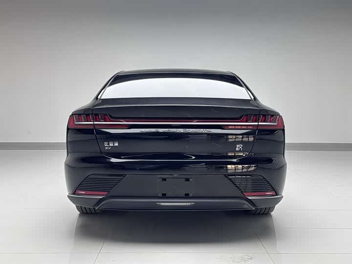 Фото 4 - BYD Han