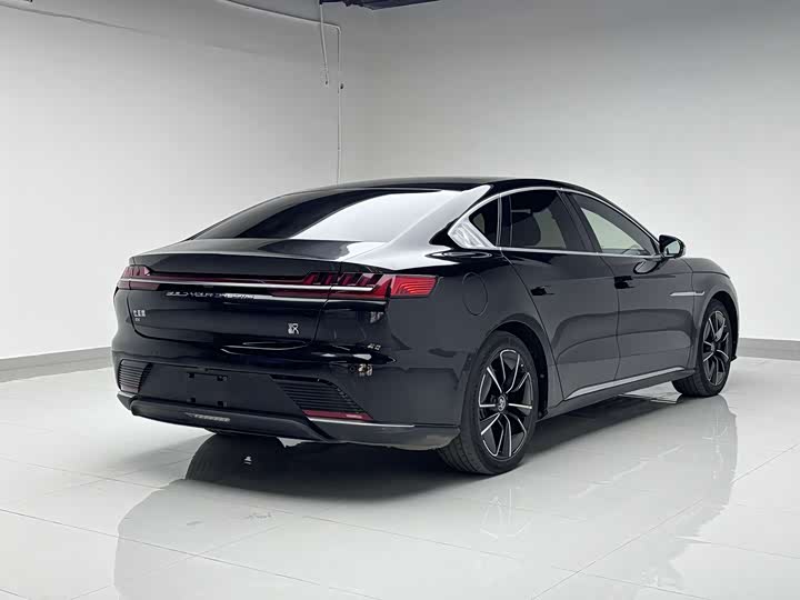 Фото 6 - BYD Han