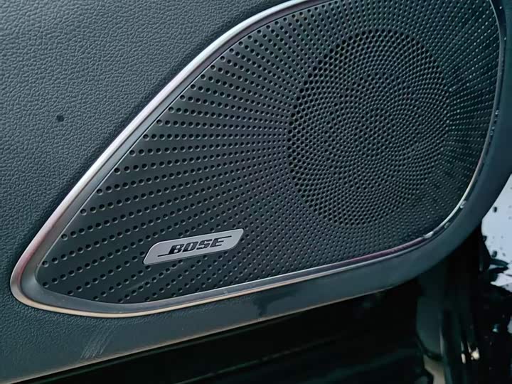 Фото 6 - Hongqi HS5