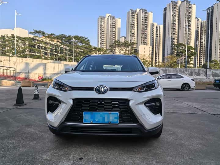 Фото 2 - Toyota Wildlander