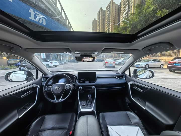 Фото 5 - Toyota Wildlander