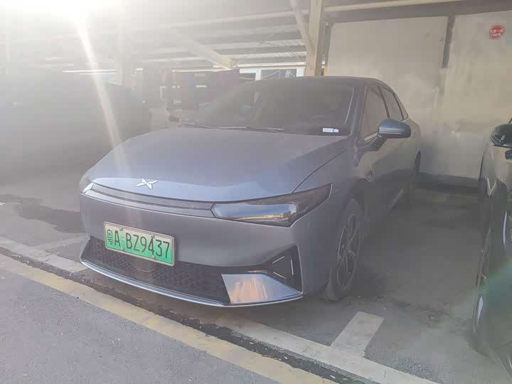 Фото 1 - XPeng P5